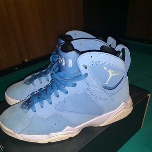 Air Jordan Retro 7 “Pantone”